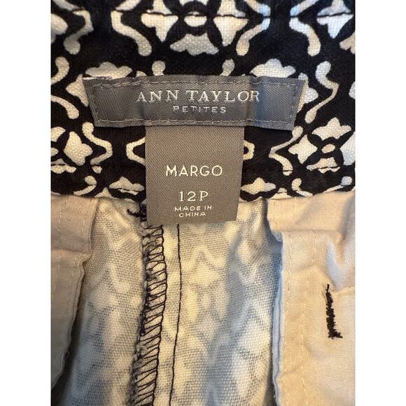 ANN TAYLOR shorts
 size 12 PETITE - Picture 4 of 6